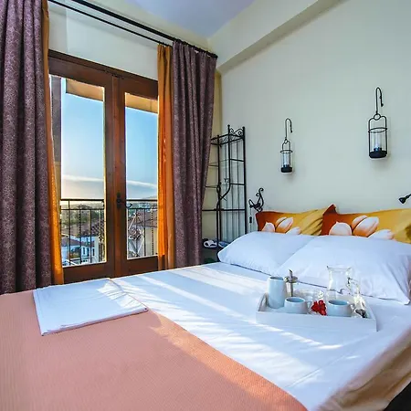 Mantsiou Old Apartment